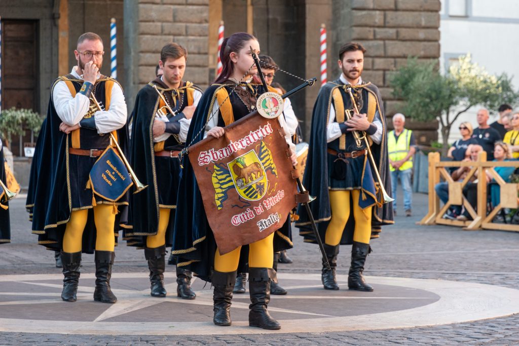 Harmonica, Il Festival – Esibizione dei Gruppi esterni